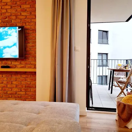Dolce Wawel Przestronny Apartament Przy Bulwarach Wislanych, Blisko Wawelu I Najwazniejszych Atrakcji Krakowa. Krakow
