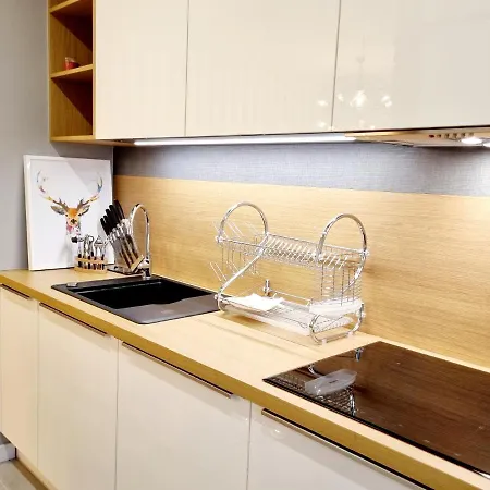 Dolce Wawel Przestronny Apartament Przy Bulwarach Wislanych, Blisko Wawelu I Najwazniejszych Atrakcji Krakowa.