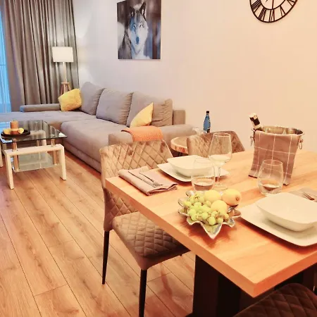 Dolce Wawel Przestronny Apartament Przy Bulwarach Wislanych, Blisko Wawelu I Najwazniejszych Atrakcji Krakowa. Apartment *