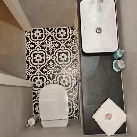 Dolce Wawel Przestronny Apartament Przy Bulwarach Wislanych, Blisko Wawelu I Najwazniejszych Atrakcji Krakowa. * Krakow